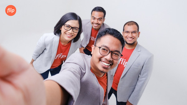 Gita Prihanto, Chief Operating Officer (COO) of Flip (left); Ginanjar Ibnu Solikhin, Co-Founder of Flip (upper center); Luqman Sungkar, Co-Founder & Chief Technology Officer (CTO) of Flip (right); and Rafi Putra Arriyan, Co-Founder & Chief Executive Officer (CEO) of Flip (lower center).