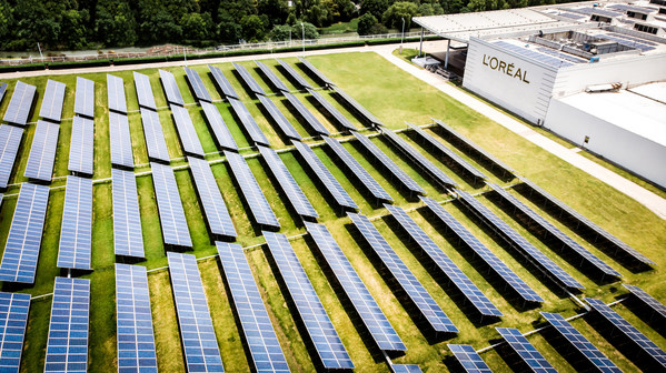 Onsite solar panels at L’Oréal Suzhou plant with 1.2M kWh of electricity generated every year since 2015 Onsite solar panels at L’Oréal Suzhou plant with 1.2M kWh of electricity generated every year since 2015