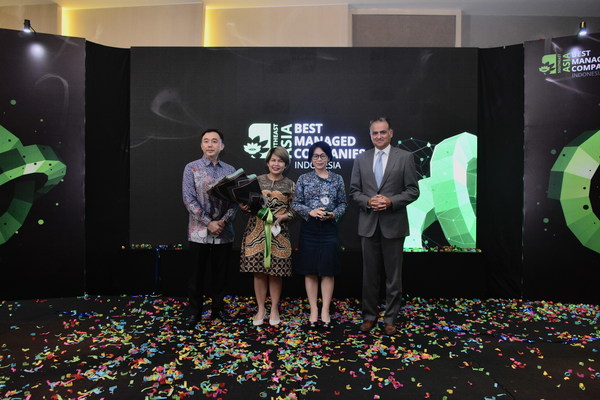 PT Mowilex Indonesia received Best Managed Companies Awards, at Pullman Hotel Jakarta.