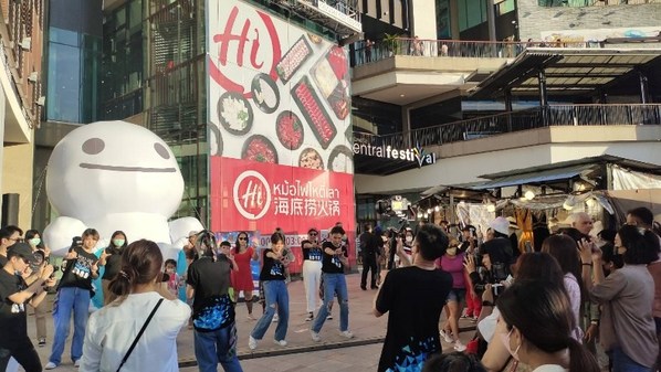 BIGO Giant Dino at Central Festival, Pattaya