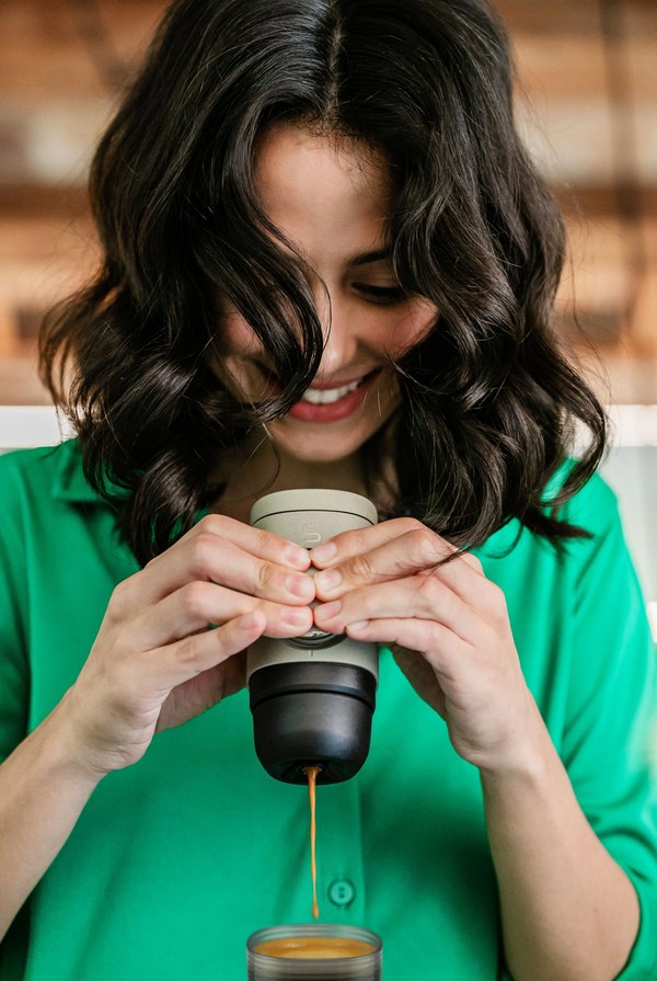 Brew anywhere with the Minipresso NS2, the seamless process and pod compatibility takes the guesswork out of brewing a perfect espresso every time. Brew anywhere with the Minipresso NS2, the seamless process and pod compatibility takes the guesswork out of brewing a perfect espresso every time.