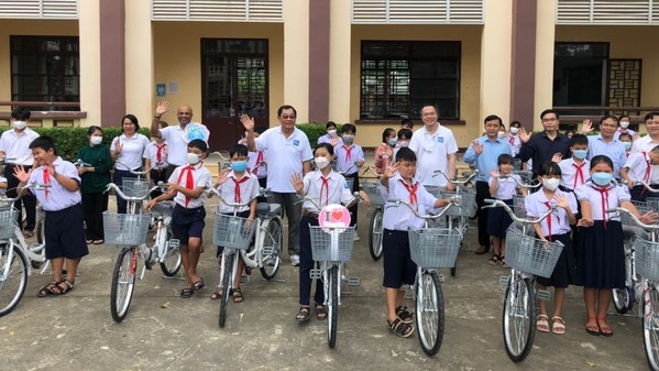 Enterprise Asia Empowers Youths across Asia with the “1 Million Bikes, 1 Million Lights” program. Enterprise Asia Empowers Youths across Asia with the “1 Million Bikes, 1 Million Lights” program.