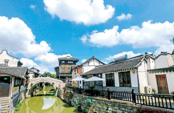 Xinchang Ancient Town