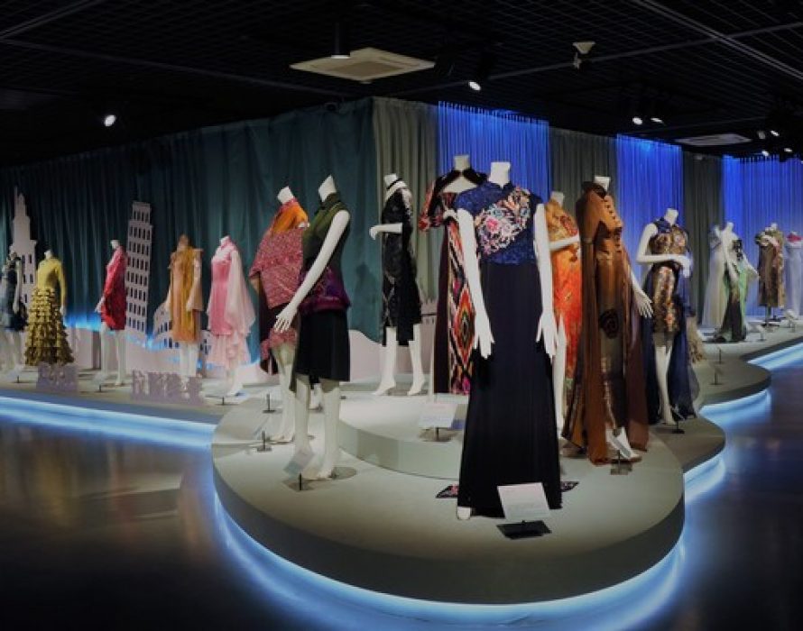 Qipao-Inspired Design Exhibition Opens at China National Silk Museum