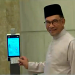 PM Anwar clocks in for duty