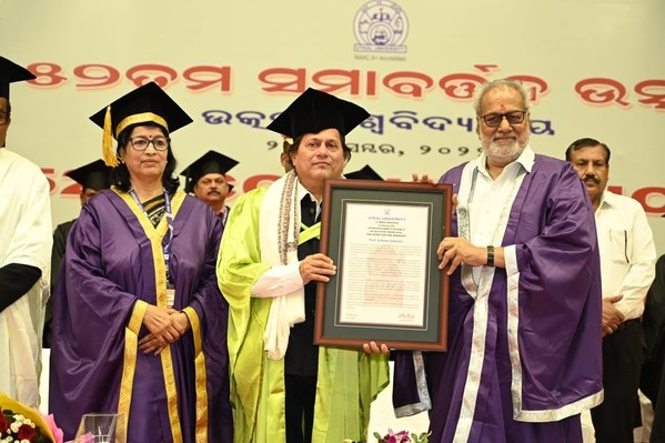 Noted Educationist, social reformer and Founder of KIIT & KISS Dr. Achyuta Samanta being conferred the Honorary D. Litt. by Hon’ble Governor of Odisha and Chancellor of Utkal University Prof. Ganeshi Lal at the University’s Convocation function on Friday. University VC Prof. Sabita Acharya is seen in the picture.