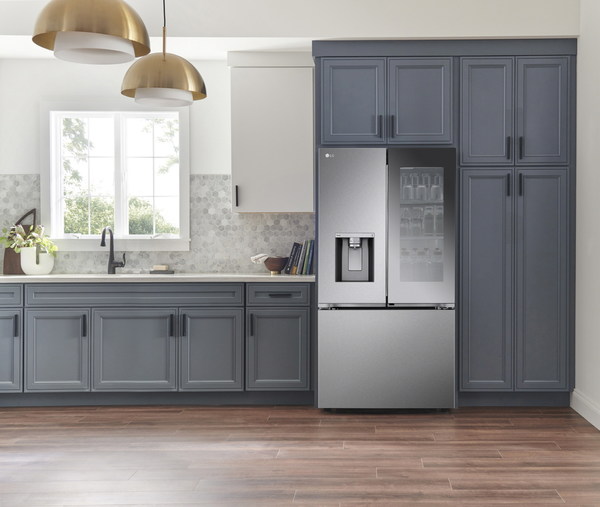 LG InstaView™ Counter-depth French-Door Refrigerator LG InstaView™ Counter-depth French-Door Refrigerator