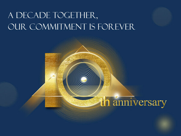 Metis’ anniversary main visual features the trust triangle representing the relationship among the settlor, trustee, and beneficiary. The glittering colour and wavy lines symbolise the sun shining on the sea of prosperity as if Metis helps clients preserve their assets.