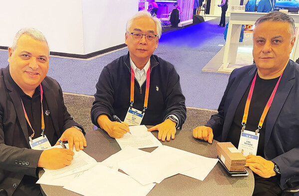 Newsight and FIC have signed a MoU to jointly launch for LiDAR solutions for automotive safety. From left to right in the picture, they are Mr. Eli Assoolin, CEO of Newsight, MR Alex Dee, Futuristic Division GM of FIC, and MR. Eyal Yatskan, CTO of Newsight.