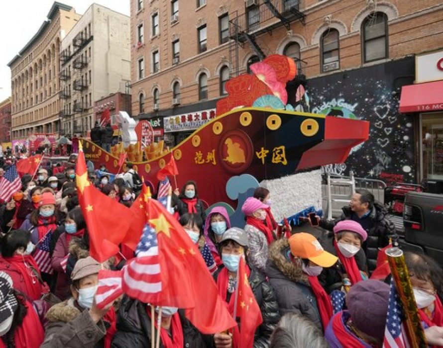 China’s Cangzhou Debuts on New York’s Lunar New Year Parade with Head Float Performance