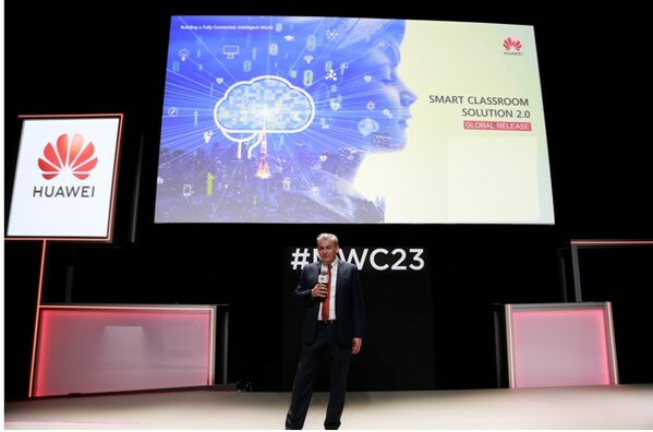 Hong-Eng Koh, Global Chief Public Services Industry Scientist of Huawei, Launches Inclusive Connectivity 2.0 Solution