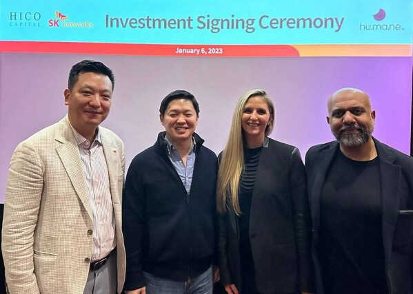 The signing ceremony was held in Las Vegas, U.S.A. last January and was attended by Samuel Kim, managing director of SK networks’ Hico Capital, Sunghwan Choi, President & COO of SK networks, and Bethany Bongiorno and Imran Chaudhri, co-founders of Humane(from left to right).