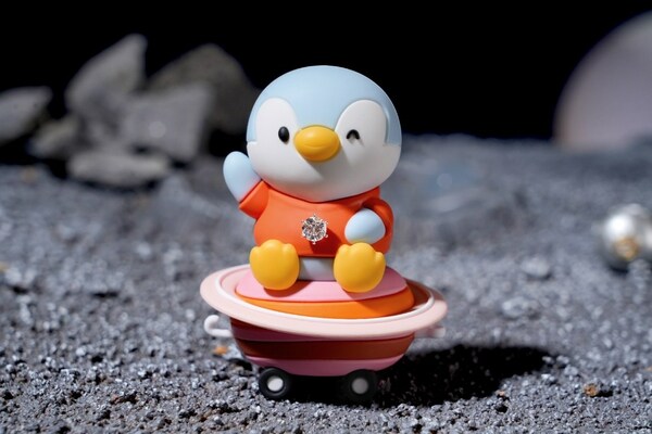 MINI Family Limited Edition Blind Box with one of six diamonds up for grabs