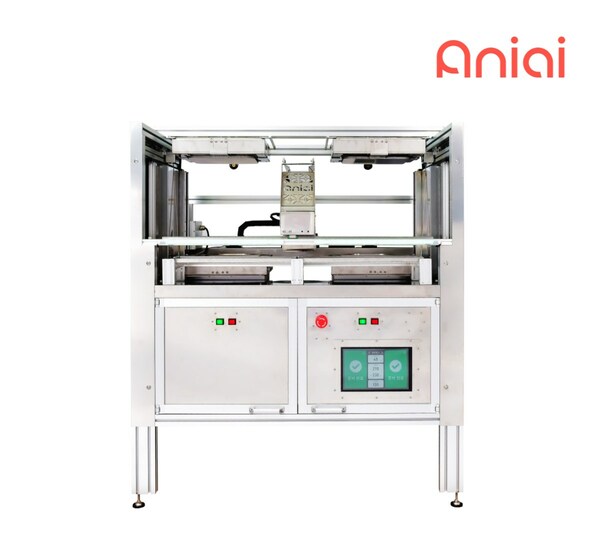 Featuring a cutting-edge double-sided grill design, Alpha Grill cooks up to eight patties in under a minute.