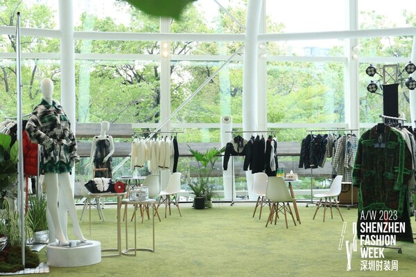 Photo shows the And Showroom displayed at the 2023 Shenzhen Fashion Week (Autumn/Winter) in Shenzhen, south China's Guangdong Province.