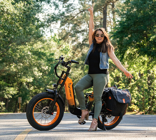 The Cyrusher Electric Bike provides new opportunities for personal mobility, assisting every mother to have a more magical Mother’s Day.
