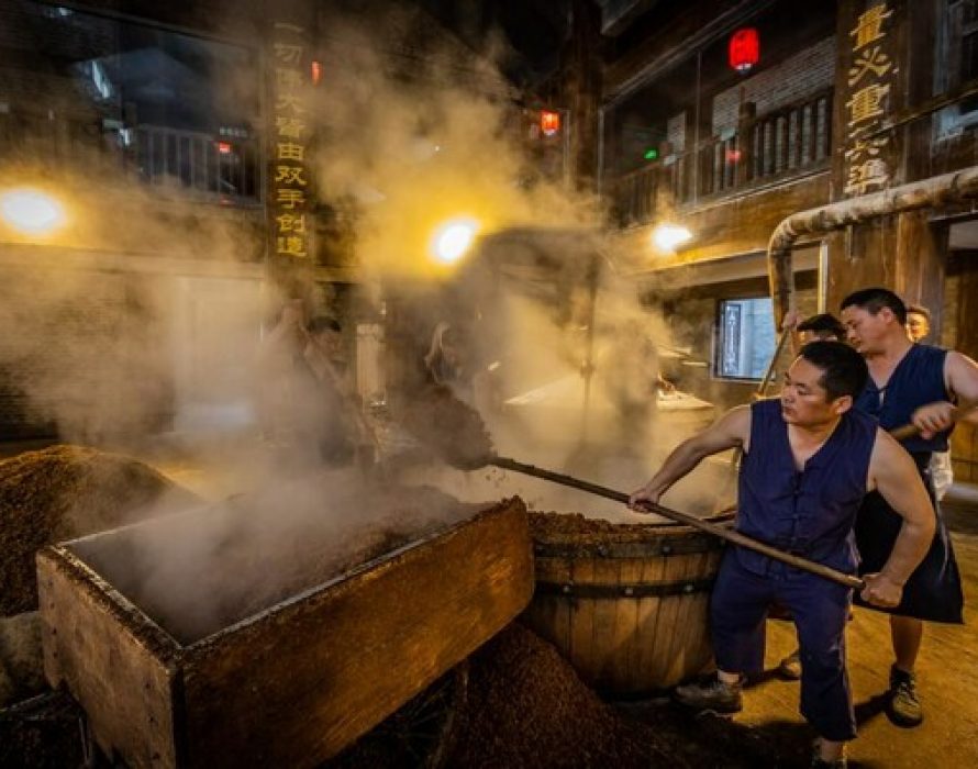 Exploring the Chinese Liquor Capital, “Foreigner’s View of Yanghe” Photography Project Concluded in Suqian