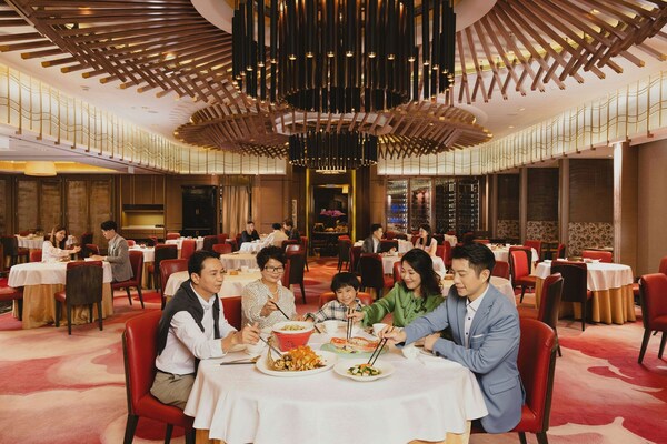 Galaxy Macau’s restaurants offer guests a selection of anniversary delights at special prices of MOP1,200, MOP120 and MOP12.