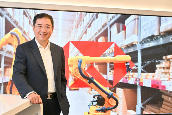 Frank Fang, General Manager and Head of Commercial Banking, Hong Kong and Macau Frank Fang, General Manager and Head of Commercial Banking, Hong Kong and Macau