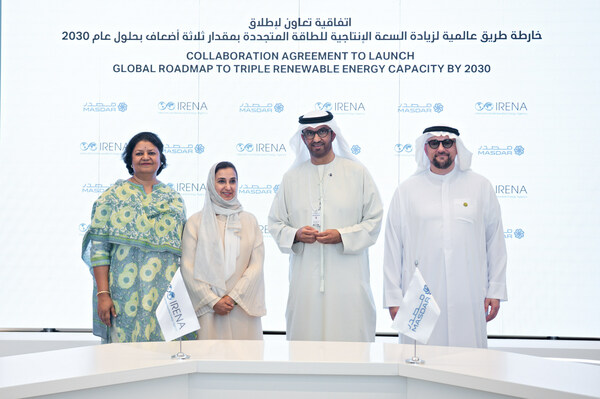 During the UAE Climate Tech Forum in Abu Dhabi, Mohamed Jameel Al Ramahi, CEO of Masdar, and Gauri Singh, Deputy Director-General of IRENA, signed a Memorandum of Understanding (MoU) to collaborate on a project for COP28 that will outline global targets for renewable energy by 2030.