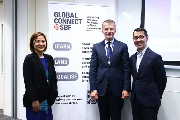 Samer Anton Naber, Ambassador of the Hashemite Kingdom of Jordan to the Republic of Singapore in between Marie Miller, BIGO Technology representative and Wei-Chieh Soo, Singapore Business Federation representative. Photo Credit: Singapore Business Federation. Samer Anton Naber, Ambassador of the Hashemite Kingdom of Jordan to the Republic of Singapore in between Marie Miller, BIGO Technology representative and Wei-Chieh Soo, Singapore Business Federation representative. Photo Credit: Singapore Business Federation.
