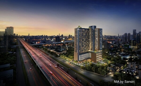 NIA by Sansiri – a new ready-to-move-in high-rise condominium by Sansiri is a one-of-a-kind project that is distinctive in its location in the heart of Sukhumvit, starting price at 3.2 million baht.