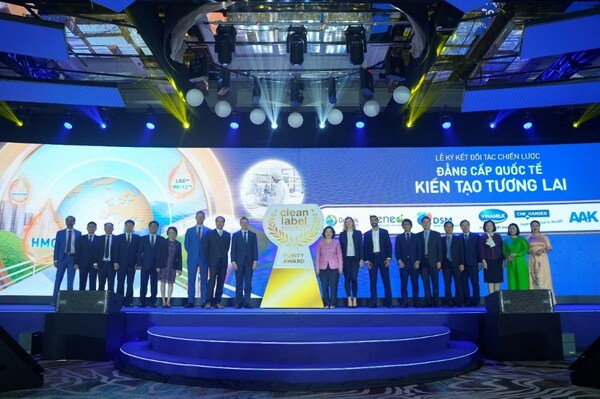 Vinamilk became Asia' first to achieve Purity Award for its baby and children formula line