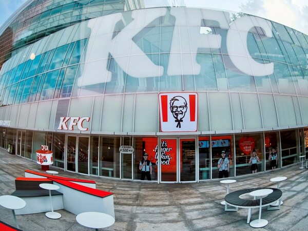 KFC China celebrates its 500th store in Shanghai