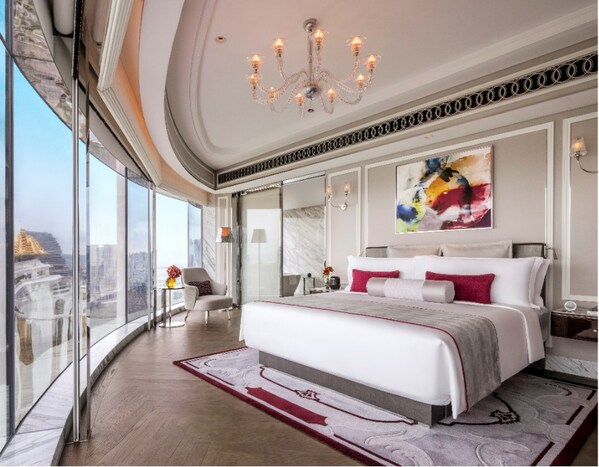 Located on the property’s top floors, the Panoramic Suite has an unobstructed panoramic view of the Macau skyline.