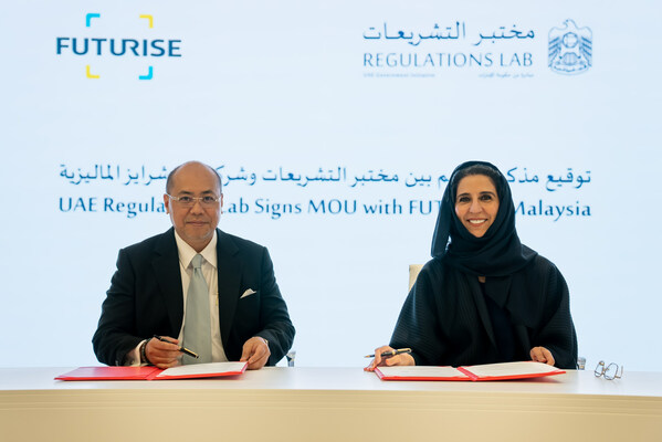 Rosihan Zain Baharudin, Chief Executive Officer of Futurise with H.E. Maryam Alhammadi, Minister of State and Secretary General of the UAE Cabinet. Rosihan Zain Baharudin, Chief Executive Officer of Futurise with H.E. Maryam Alhammadi, Minister of State and Secretary General of the UAE Cabinet.