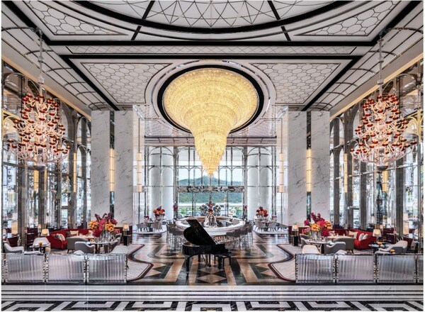 Raffles Lounge & Terrace offers a tailored take on the classic European afternoon tea experience.