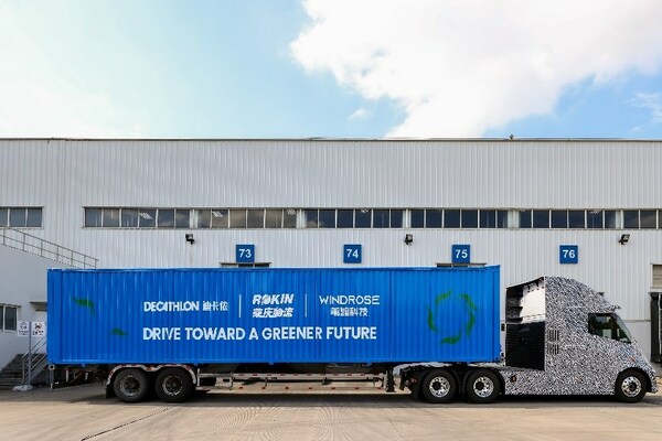 The collaboration between Windrose, Decathlon and Rokin Logistics have united their efforts to address the urgent challenge of carbon emissions, particularly in the logistics industry. The collaboration between Windrose, Decathlon and Rokin Logistics have united their efforts to address the urgent challenge of carbon emissions, particularly in the logistics industry.