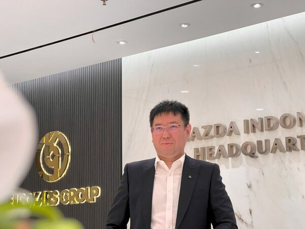 Ricky Thio propels Mazda Indonesia to a leading role in 2023's premium auto scene with visionary leadership. His dedication to customer satisfaction and pursuit of excellence epitomize Mazda's innovation and quality, bolstering the brand's market renown.