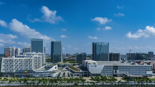 The picture shows the China-Malaysia International Science and Technology Park located in the China-Malaysia Qinzhou Industrial Park. Image provided by the China-Malaysia Qinzhou Industrial Park Management Committee The picture shows the China-Malaysia International Science and Technology Park located in the China-Malaysia Qinzhou Industrial Park. Image provided by the China-Malaysia Qinzhou Industrial Park Management Committee
