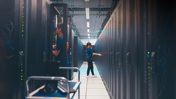 This image shows the inside of the IP ServerOne data center in Cyberjaya I, Malaysia. You are overlooking 2 of the NOC teams in the data center.