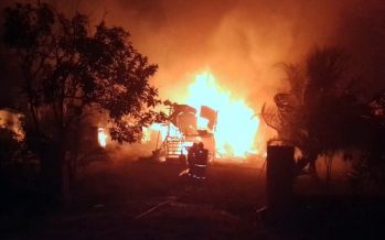 Predawn fire leaves two families in Miri homeless