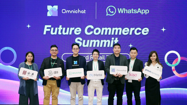 (From Left) Jodie Chan, Customer Service Manager of Ztore; Harvey Wong, Senior Vice President, Consumer Sales of Hutchison Telecommunications (Hong Kong) Limited; Pak Hui, Chief Operation Officer of Omnichat; Alvita Szeto, Business Director of Greater China of Meta; Alan Chan, CEO & Founder of Omnichat; Hong Li, Director of eCommerce of Sa Sa; Kaka Tang, Director of Sales & Channel of Global Payments. (From Left) Jodie Chan, Customer Service Manager of Ztore; Harvey Wong, Senior Vice President, Consumer Sales of Hutchison Telecommunications (Hong Kong) Limited; Pak Hui, Chief Operation Officer of Omnichat; Alvita Szeto, Business Director of Greater China of Meta; Alan Chan, CEO & Founder of Omnichat; Hong Li, Director of eCommerce of Sa Sa; Kaka Tang, Director of Sales & Channel of Global Payments.