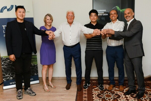 Signing of a partnership MoU between the LDC and TRS teams, 22nd August 2023