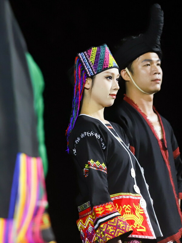 The Spectacular 2023 Ethnic Fashion "Village Show" in Wuzhishan City, Hainan The Spectacular 2023 Ethnic Fashion "Village Show" in Wuzhishan City, Hainan