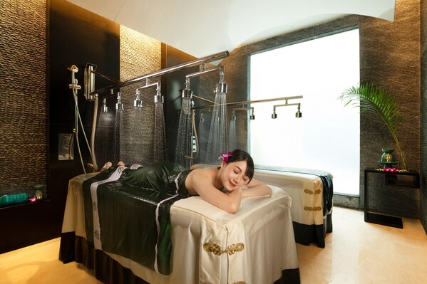 “Urban Oasis” Spa Package “Urban Oasis” Spa Package