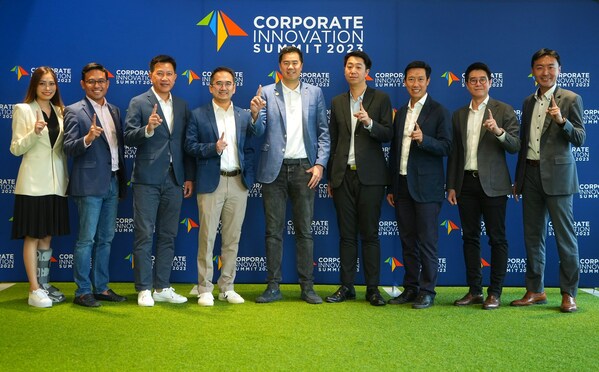 Featured Official Partners of CIS 2023 photographed together, from left see detail below.* Featured Official Partners of CIS 2023 photographed together, from left see detail below.*