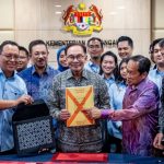 PM Anwar expresses highest appreciation to Treasury staff in preparing Budget 2024