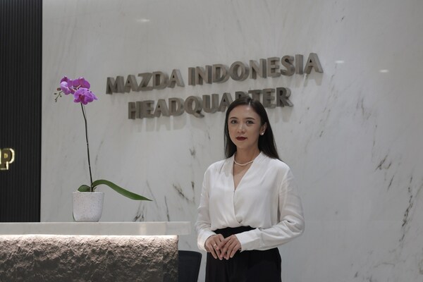 Pramita Sari, the mastermind behind Mazda Indonesia's triumphant marketing strategy rooted in a value-centric approach, setting a fresh benchmark for innovation and premium car design excellence in Indonesia. Pramita Sari, the mastermind behind Mazda Indonesia's triumphant marketing strategy rooted in a value-centric approach, setting a fresh benchmark for innovation and premium car design excellence in Indonesia.