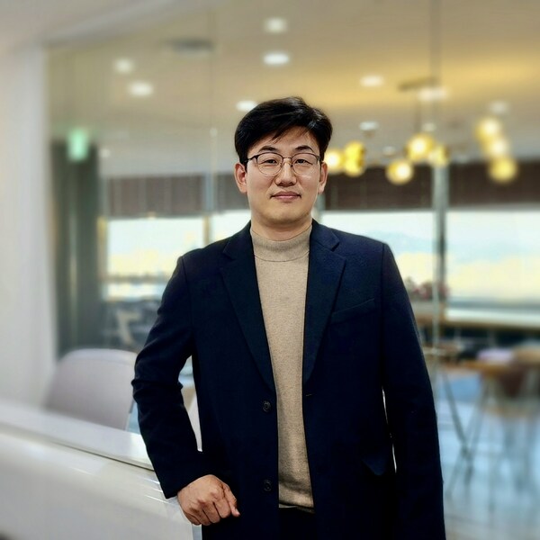 Moon-Hyung Lee, Country Manager – Korea, Automation Anywhere Moon-Hyung Lee, Country Manager – Korea, Automation Anywhere