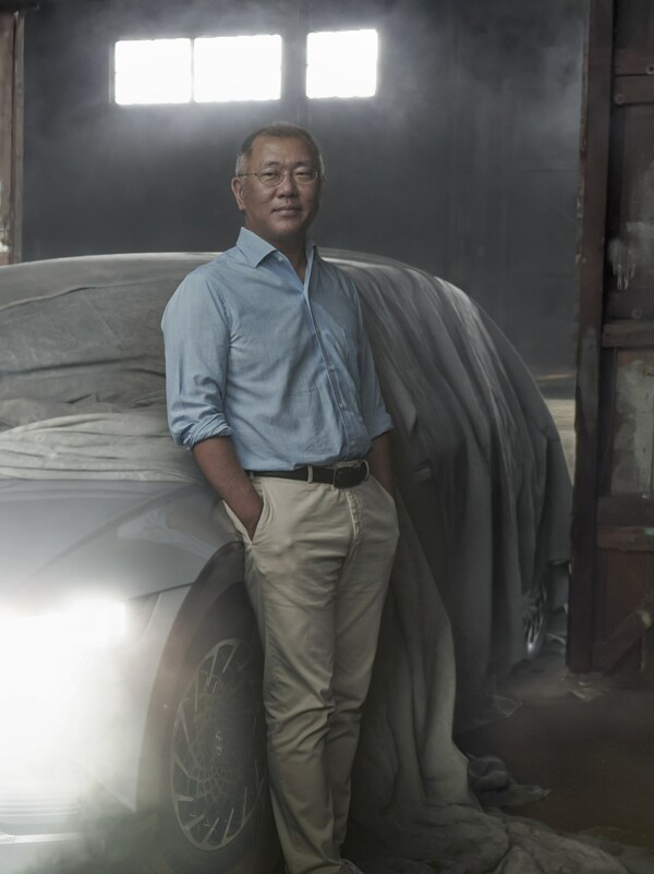 Euisun Chung, Executive Chair of Hyundai Motor Group in California (2021 © Annie Leibovitz)