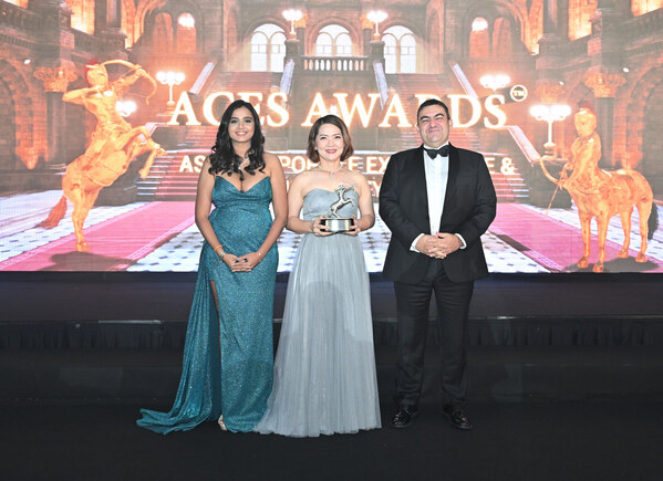 From Left: Shanggari B, CEO, MORS Group, Juthamas Piyasathukij, Director, Business Development, Slingshot Group Co., Ltd. and Luis Bueno Nieto, Advisor to ACES Council. From Left: Shanggari B, CEO, MORS Group, Juthamas Piyasathukij, Director, Business Development, Slingshot Group Co., Ltd. and Luis Bueno Nieto, Advisor to ACES Council.