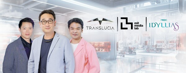 Dr. Jwanwat Ahriyavraromp, CEO of T&B Media Global (Thailand) and founder of Translucia (center), Mr Phantabat Santimakorn, Translucia Chief Business Development Officer (left), and Mr Parut Penpayap, CEO of MQDC Idyllias (right) Dr. Jwanwat Ahriyavraromp, CEO of T&B Media Global (Thailand) and founder of Translucia (center), Mr Phantabat Santimakorn, Translucia Chief Business Development Officer (left), and Mr Parut Penpayap, CEO of MQDC Idyllias (right)