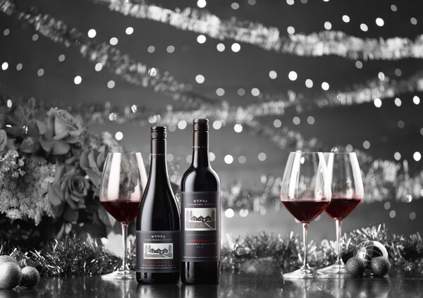 Drink a toast to the season with Wynns Coonawarra Estate’s exceptional red wines. Drink a toast to the season with Wynns Coonawarra Estate’s exceptional red wines.