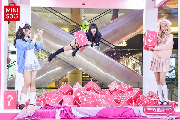 Nearly a Thousand Enthusiastic Participants Engage Delightfully in MINISO's Blind Box Machine Game in Indonesia