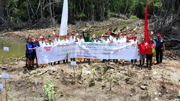 In November 2023, Mowilex completed its pledge to plant 50,000 mangrove trees that will store carbon, control flooding, provide wildlife habitat and benefit communities throughout Indonesia. In November 2023, Mowilex completed its pledge to plant 50,000 mangrove trees that will store carbon, control flooding, provide wildlife habitat and benefit communities throughout Indonesia.